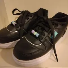 女の子　スニーカー　２０センチ　ｎｕｏｖｏGIRL