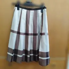 フレアスカート ホワイト ブラウン チェック