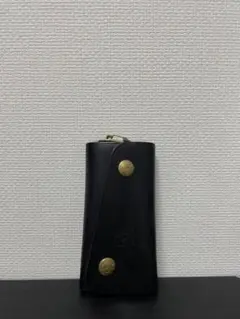 IL BISONTE レザーキーケース ブラックのサムネイル