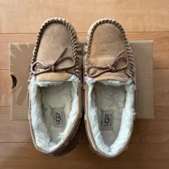 UGG レディース　DAKOTA サイズ８