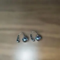 イアパピヨネ　ピアス　両耳