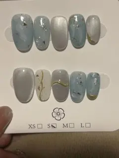 水色とシルバーのネイルチップ ショートオーバルS