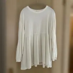 C.O.L.Z.A ホワイト 長袖 Tシャツ ゆったり　可愛い