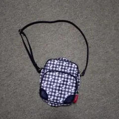 スヌーピー　チェックショルダーバッグ