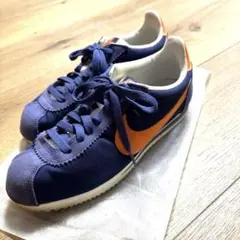 ナイキ　スニーカー