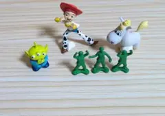 トイ・ストーリー　ならぶんです。4種