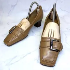 美品✨ ブルーノマリ BRUNOMAGLI スクエアトゥ パンプス Y0667