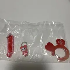 TWICE LOVELYS アクリルカラビナフロッキーマスコット チェヨン