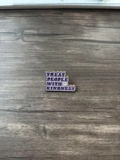 ピンバッジ