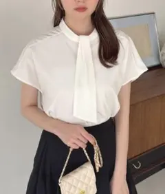 グレイル スタンドカラーボウタイブラウス