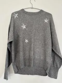 「新品未使用」星刺繍 グレー 長袖ニットセーター