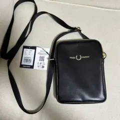 FRED PERRY ショルダーバッグのサムネイル