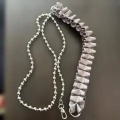 フリルストラップ