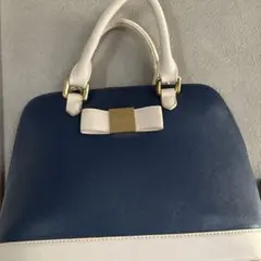 ま*お様 dazzini ネイビー ホワイト ハンドバッグのサムネイル