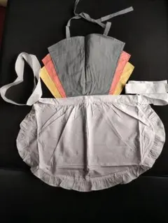 昭和レトロカラフルフリルエプロンのサムネイル