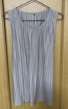 セットアップ ベージュ プリーツ