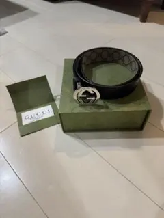 GUCCI リバーシブル レザー ベルト（インターロッキングG バックル）正規品