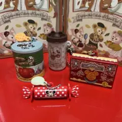 ディズニー　パークお菓子　ミニチュアカプセルトイのサムネイル
