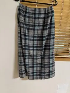 ビューティーアンドユース ウールチェック柄ラップスタイルタイトスカート