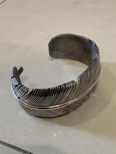 インディアンジュエリー　H.Mace フェザーモチーフ　シルバーバングル インディアンジュエリー H.Mace フェザーモチーフ シルバー