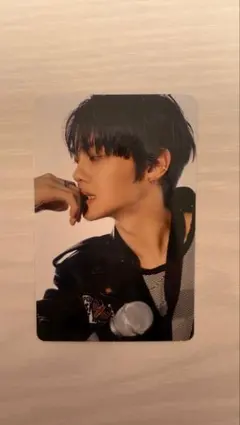 ZEROBASEONE ICONIKカード サイドプロファイル