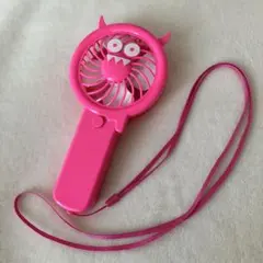 モンスターデザイン ハンディファン ピンク ストラップ付 DAISOのサムネイル