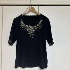ヒロココシノ　刺繍付き黒半袖Tシャツのサムネイル