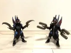 バンダイ 旧(大きい)ムービーモンスターシリーズ ガイガン・改造ガイガン 現状品のサムネイル
