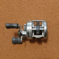シマノ　カルカッタ100　オールドのサムネイル