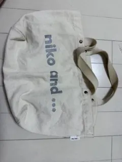 niko and... ニコアンド ニコロゴ キャンバス トートバッグ 手提げ