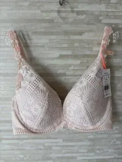 C75」トリンプ 夢みるブラ DeepV フレーバーウォーター ブラジャー