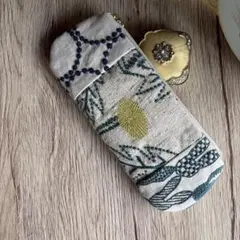 布つなぎのめがねポーチ（ハンドメイド）※ミナペルホネンのサムネイル