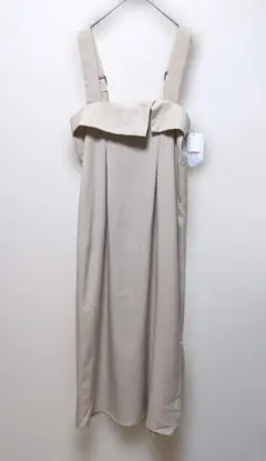 新品タグ付き しまむら コリン×セシムテ　ジャンスカ L ベージュのサムネイル