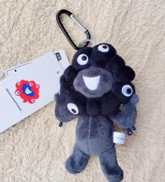 黒ミャクミャク 立ち カラビナ付きマスコット 万博