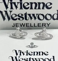 Vivienne Westwood バスレリーフ シルバーピアス D2