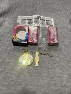 プリキュアオールスターズ 変身ダイキャストチャーム ＆ パッケージ 2