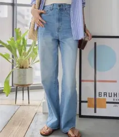 Item thumbnail for item f5d4d36b-1c3f-4eb5-b8b1-b9092ce0f973