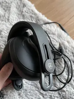 【週末セール】AKG モニターヘッドフォン K371-Y3 収納袋付きのサムネイル