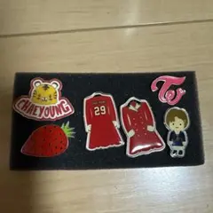 TWICE チェヨン　ピンバッジ
