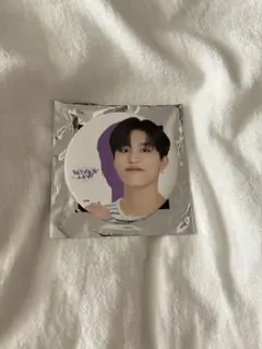 treasure wonderland 缶バッジ　ジョンウ