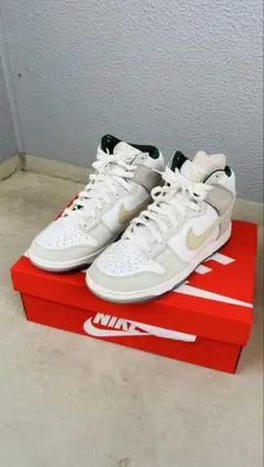 Nike Dunk High ホワイト/グリーン/ベージュ