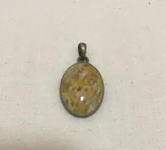 Item thumbnail for item 752f43cd-5f06-426a-8df7-cf05eb1abc5f