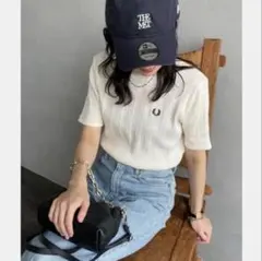 FRED PERRY 別注 ランダムリブ ワンポイント刺繍Tシャツのサムネイル