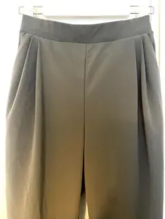 タック入りパンツ ウエストゴム オリーブ｜ユニクロ