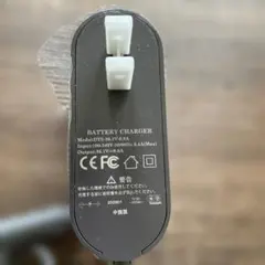 ダイソン掃除機用の互換バッテリー充電器のサムネイル