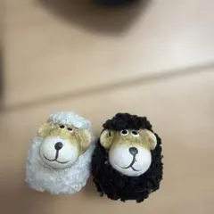 羊の置物 2体セット ホワイト ブラック