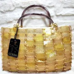 Item thumbnail for item e6dc7940-1ff8-4c58-a885-b3de13bc42cd