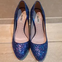 miu miu グリッターパンプス