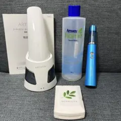 ARTISTRY 電動洗顔ブラシ・ミスト美顔器・ボトル・サプリケースのセットのサムネイル
