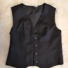 美品 H&М エイチアンドエム ブラック Vネック ベスト